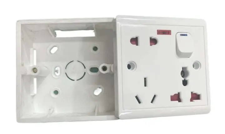 Combine Socket Box